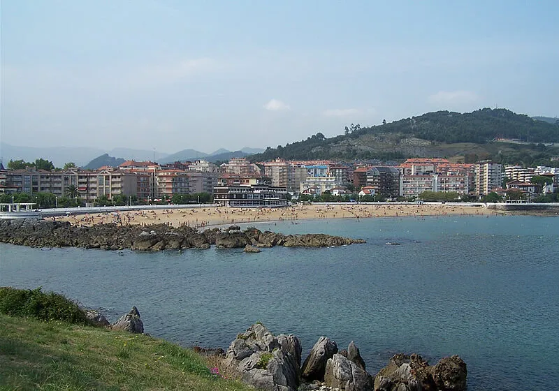  Castro Urdiales: fallece un segundo bañista en la playa de Brazomar