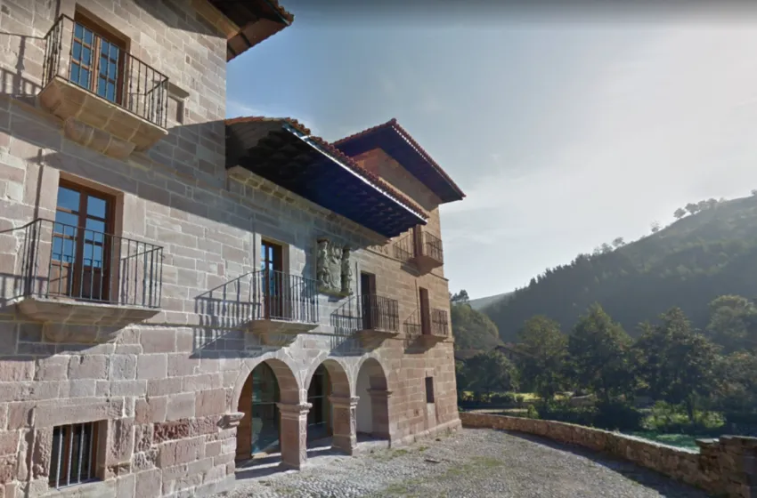 Noticias de Cantabria | El Cántabro | Cantur saca a concurso el contrato de arrendamiento del Hotel Casona de Carmona