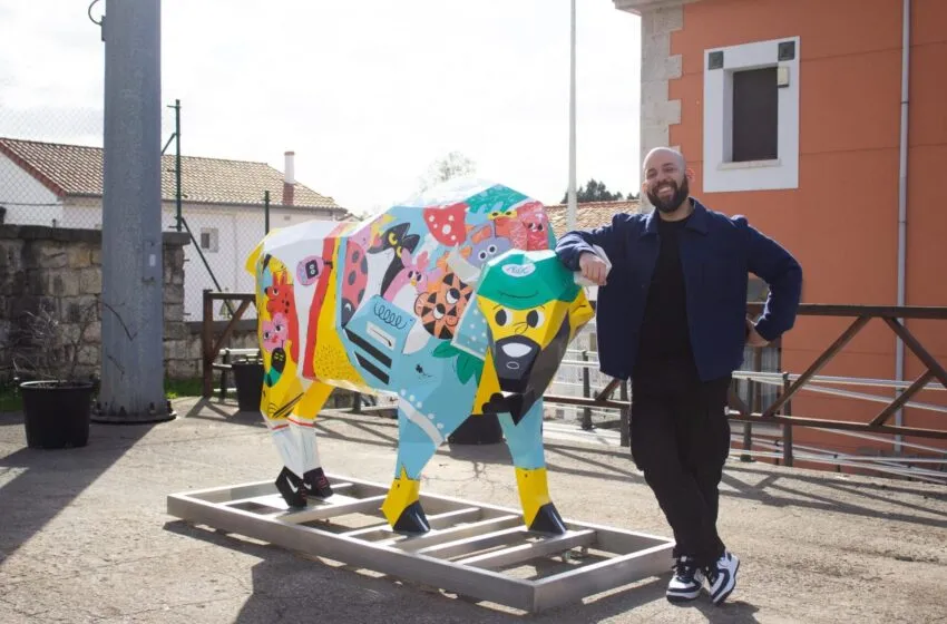 Jaime Hayde saca su universo pop a las calles de Torrelavega