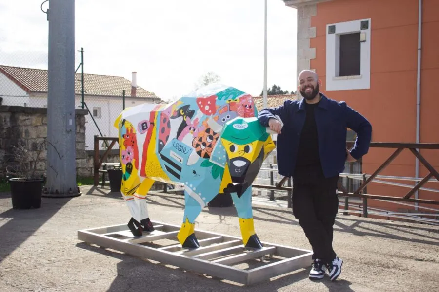 Noticias de Cantabria | El Cántabro | Jaime Hayde saca su universo pop a las calles de Torrelavega
