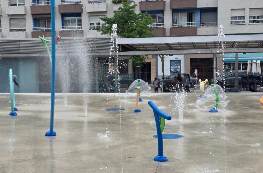 Noticias de Cantabria | El Cántabro | ¡Chapuzón en el centro! El Parque del Agua de La Llama abre sus puertas para refrescar el verano de Torrelavega