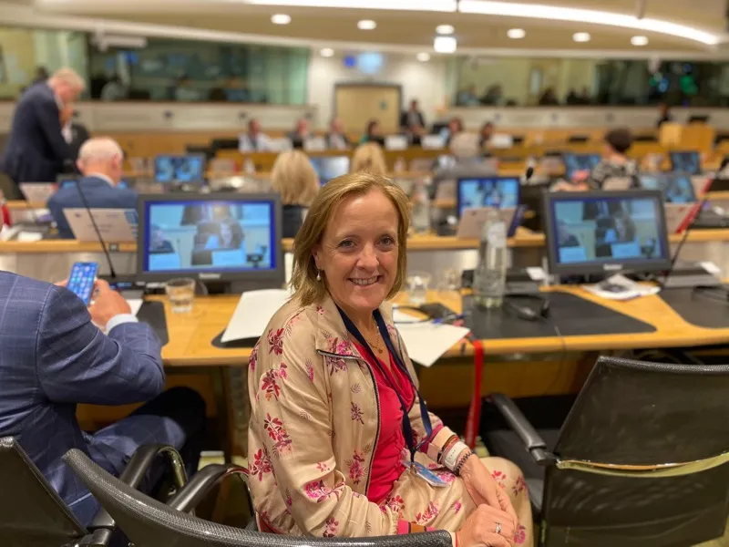 La consejera de Presidencia del Gobierno cántabro, Isabel Urrutia, al comienzo de la reunión de la Mesa del Comité de las Regiones (Foto: Gobierno de Cantabria)