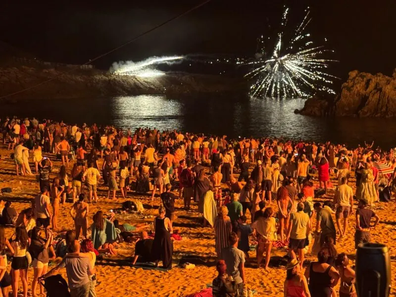Noticias de Cantabria | El Cántabro | Unas 9.000 personas asistieron a la hoguera de San Juan de Soto de la Marina