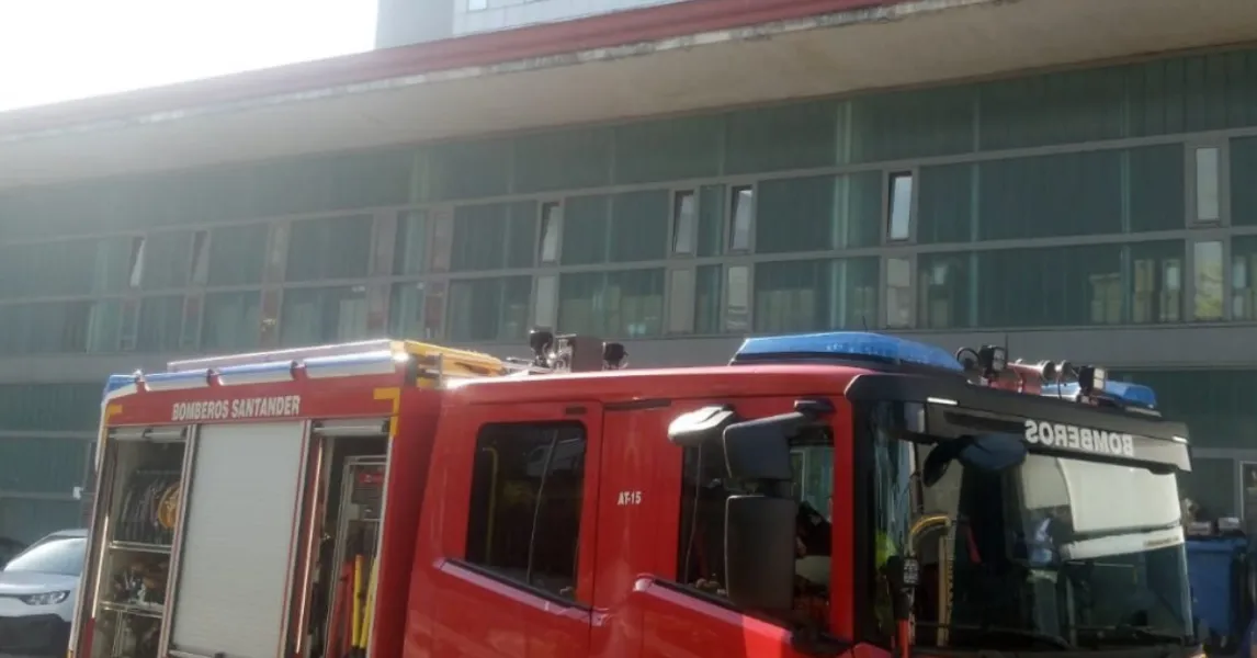 Noticias de Cantabria | El Cántabro | Incendio en el Hospital Valdecilla: trasladan la cocina a Sierrallana tras el suceso