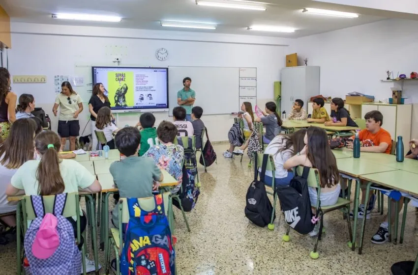 Noticias de Cantabria | El Cántabro | La campaña ‘Sí Quiero’ continúa concienciando a escolares de Torrelavega sobre el abandono y el maltrato animal