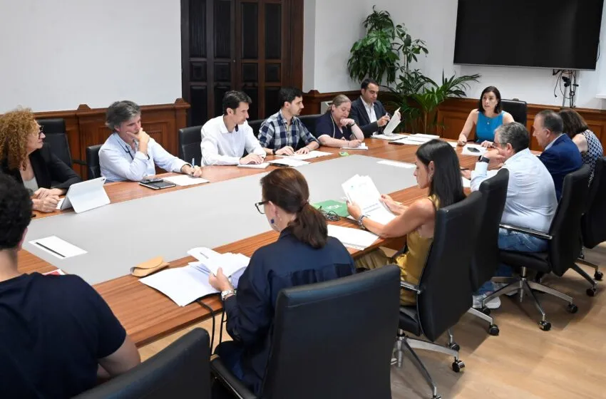 Noticias de Cantabria | El Cántabro | Santander invertirá 1,5 millones en deporte, 1,2 en el TUS y ampliará becas gracias a los remanentes