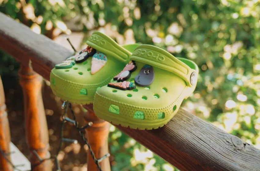  El caso Crocs o cómo facturar miles de millones convirtiendo el odio en tu mayor ventaja competitiva