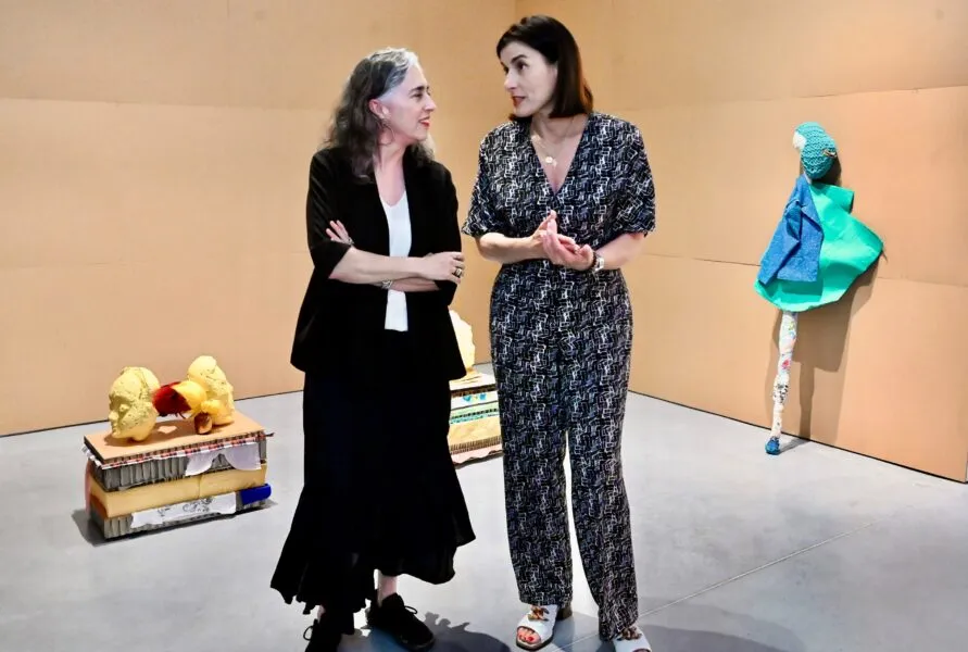 Noticias de Cantabria | El Cántabro | El MAS presenta ‘Una chula’, la muestra de Chelo Matesanz inspirada en una obra de Casimiro Sainz