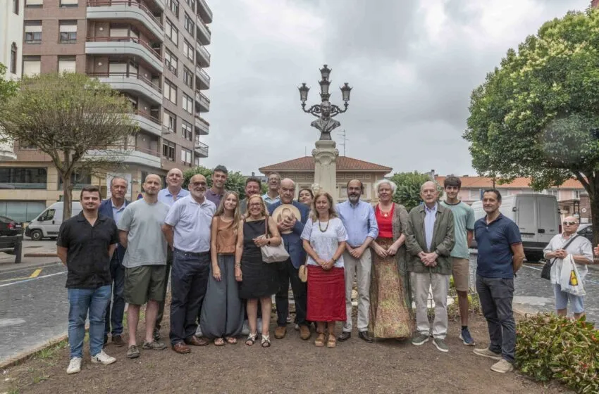  Torrelavega recupera la fuente y el busto del doctor Adolfo Ruiz de Rebolledo