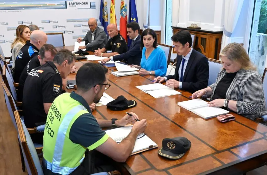 Noticias de Cantabria | El Cántabro | Ayuntamiento y Delegación de Gobierno refuerzan la coordinación en seguridad de cara al verano