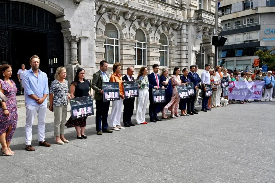 Noticias de Cantabria | El Cántabro | Santander recuerda a las mujeres asesinadas por violencia de género en junio