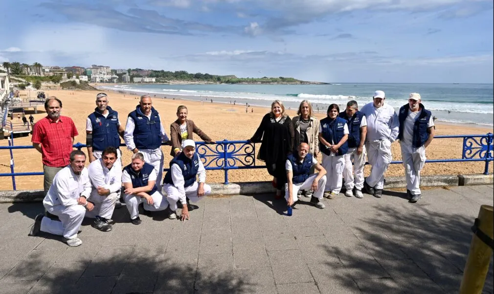 Noticias de Cantabria | El Cántabro | Alumnos del ‘Programa Experiencial I’ restaurarán las barandillas de la Primera de El Sardinero
