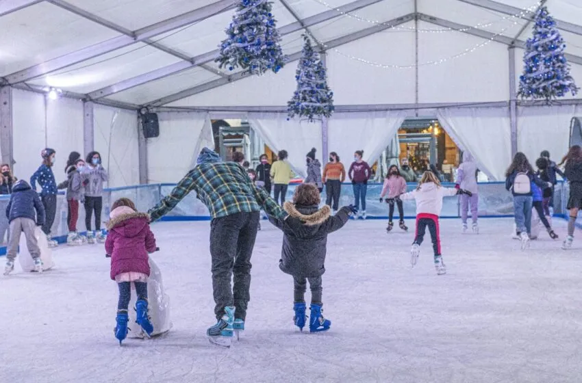 Noticias de Cantabria | El Cántabro | El Ayuntamiento licita la instalación de la pista de hielo y el tren turístico para las Navidades 2026 y 2027