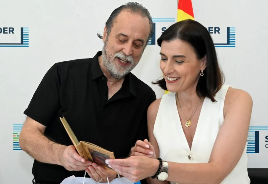 Noticias de Cantabria | El Cántabro | El libro sobre el editor santanderino Ramón de San Nicolás Araluce será la publicación de FELISA