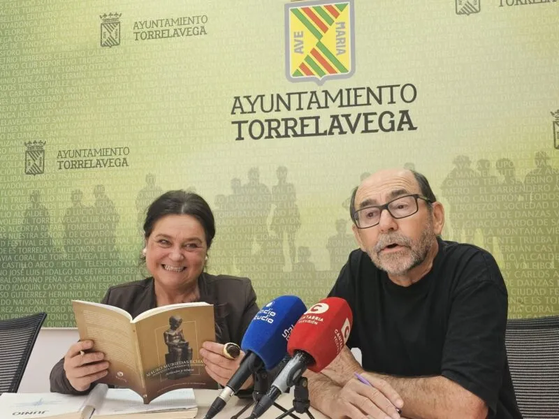 Noticias de Cantabria | El Cántabro | La Sala Mauro Muriedas acoge la presentación del libro “Mauro Muriedas Echáves, periodista fieramente humano”