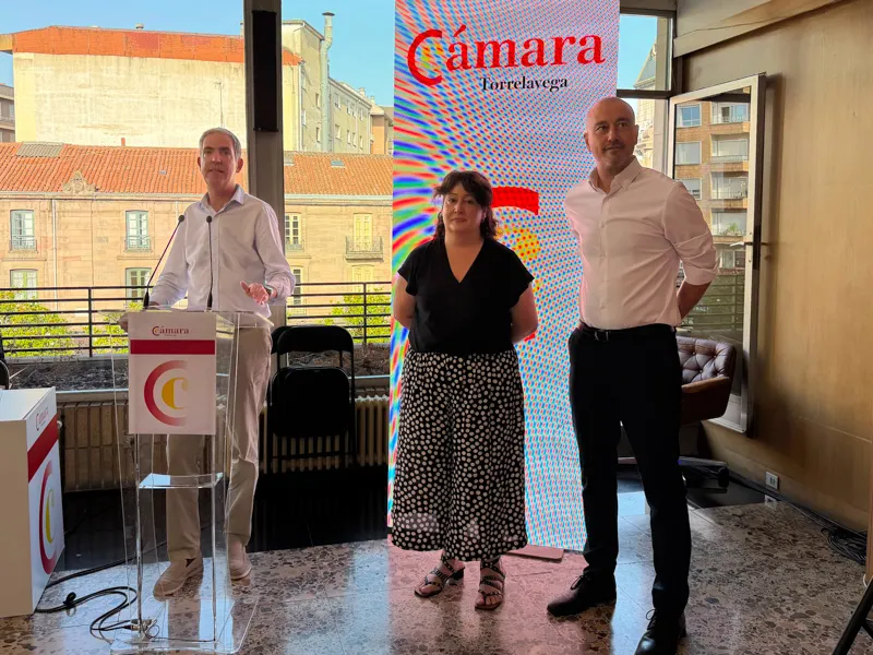 Apertura de la Feria 'Talento 45+: Experiencia que impulsa', en la que ha intervenido la directora del EMCAN del Gobierno autonómico