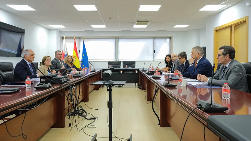 Reunión de los miembros del Pacto para la Justicia, celebrada hoy en el Gobierno (Fotos: Raúl Lucio)