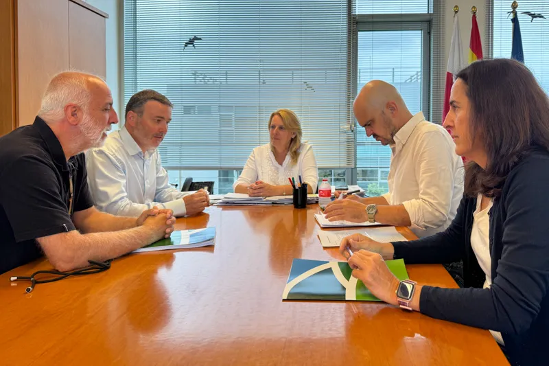 Reuniónde trabajo sobre el seguimiento de Naturea Cantabria. (Foto: Gobierno de Cantabria).
