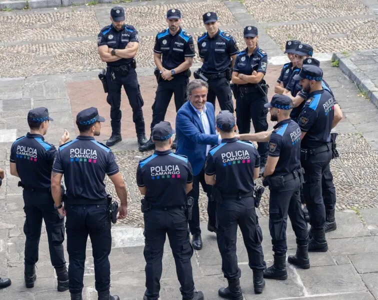Noticias de Cantabria | El Cántabro | Camargo culmina el refuerzo de su Policía Local con la toma de posesión de 16 nuevos agentes