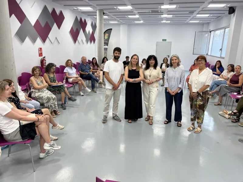 Noticias de Cantabria | El Cántabro | Soraya Otero: ‘Nuestro cerebro no está preparado para tanta tarea con las nuevas tecnologías, y la sobrecarga nos pasa factura’ 