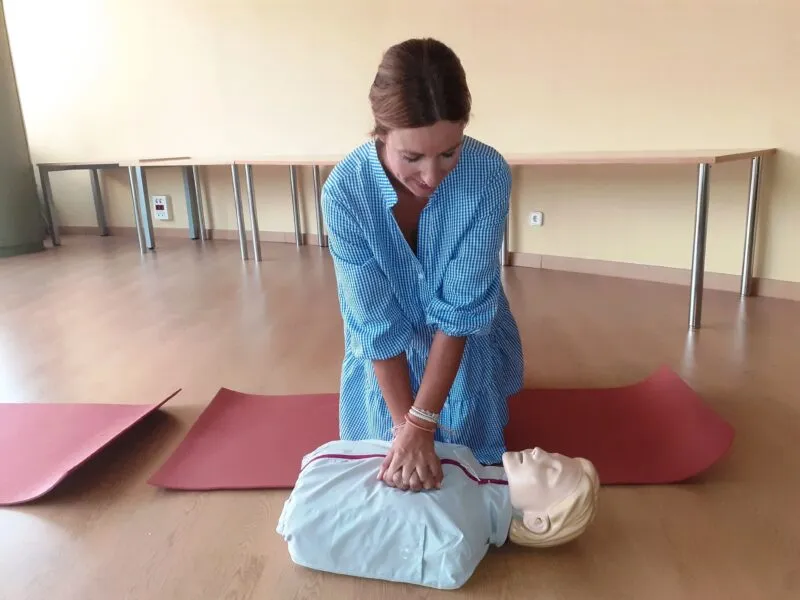 Noticias de Cantabria | El Cántabro | Paula Parás: “Aplicar la reanimación cardiopulmonar triplica las posibilidades de supervivencia”