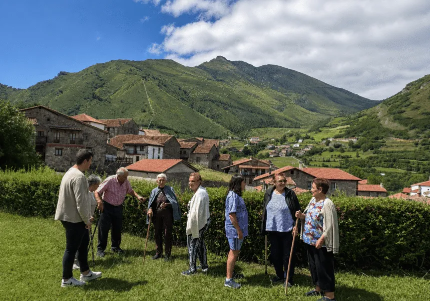 Noticias de Cantabria | El Cántabro | Uno de cada cuatro cántabros sufre soledad no deseada, una cifra que asciende hasta el 30% entre adolescentes y ancianos