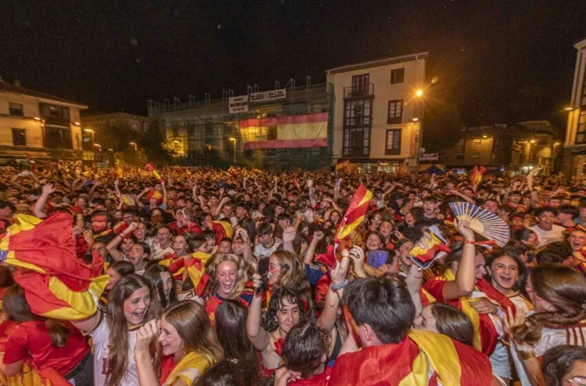 Más de 6.000 personas celebraron en Torrelavega el segundo Mundial de España