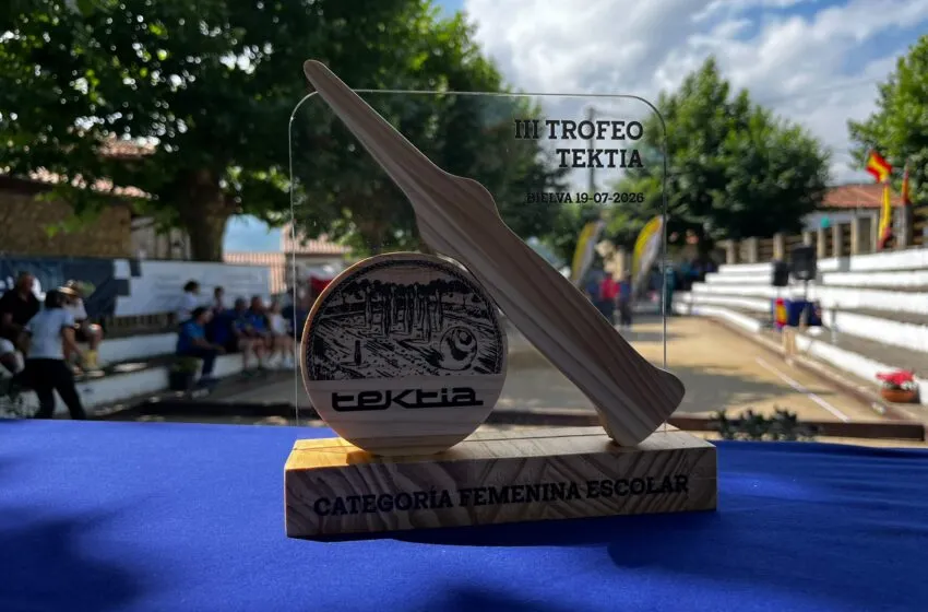 Andros La Serna Valle de Iguña y Santander-Peñacastillo se proclaman campeones del III Trofeo de Bolos Tektia