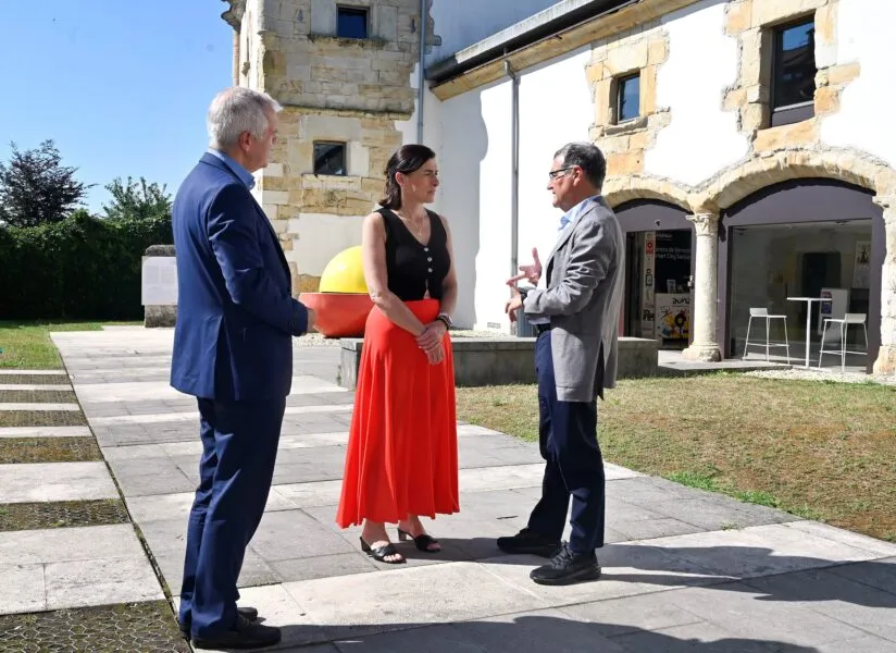 Noticias de Cantabria | El Cántabro | Igual felicita a AMETIC por las 40 ediciones del ‘Encuentro de la Economía Digital '
