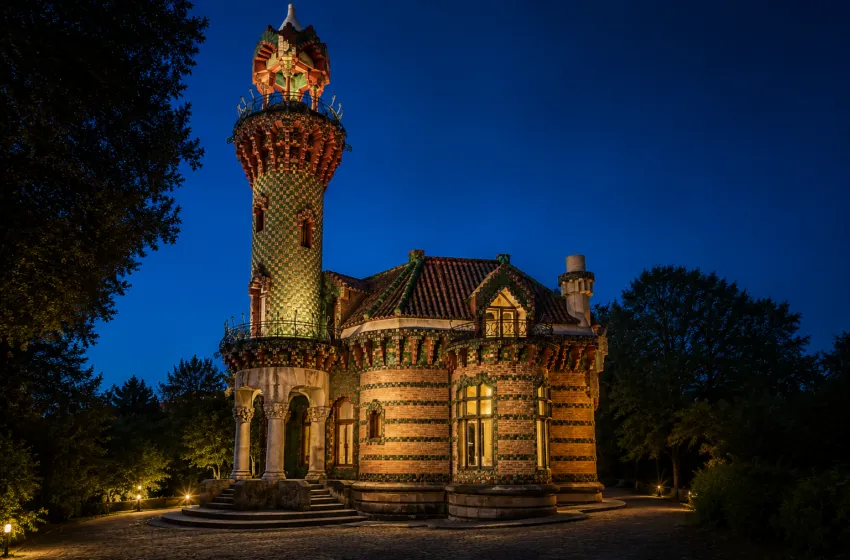 Noticias de Cantabria | El Cántabro | Noches de Capricho iluminará El Capricho de Gaudí con tres veladas especiales de música en directo