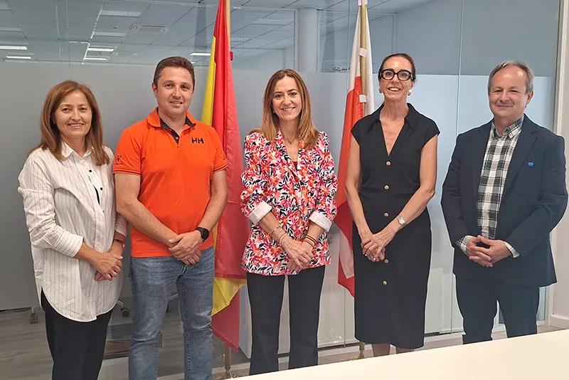 Responsables de la Dirección General de Seguridad del Gobierno cántabro y de la Secretaría de Protección Civil del Ministerio (Fotos: Gobierno de Cantabria)
