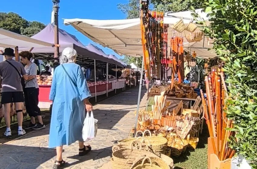 Comillas mantiene su gran mercado de agosto, pero se queda sin arrastre ni feria ganadera