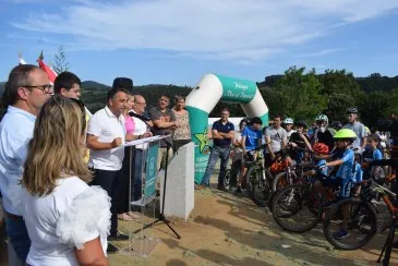 Noticias de Cantabria | El Cántabro | Caramés atribuye a la juventud de Piélagos la transformación de una parcela municipal en desuso en Parbayón en un nuevo Bike Park de 800 metros cuadrados