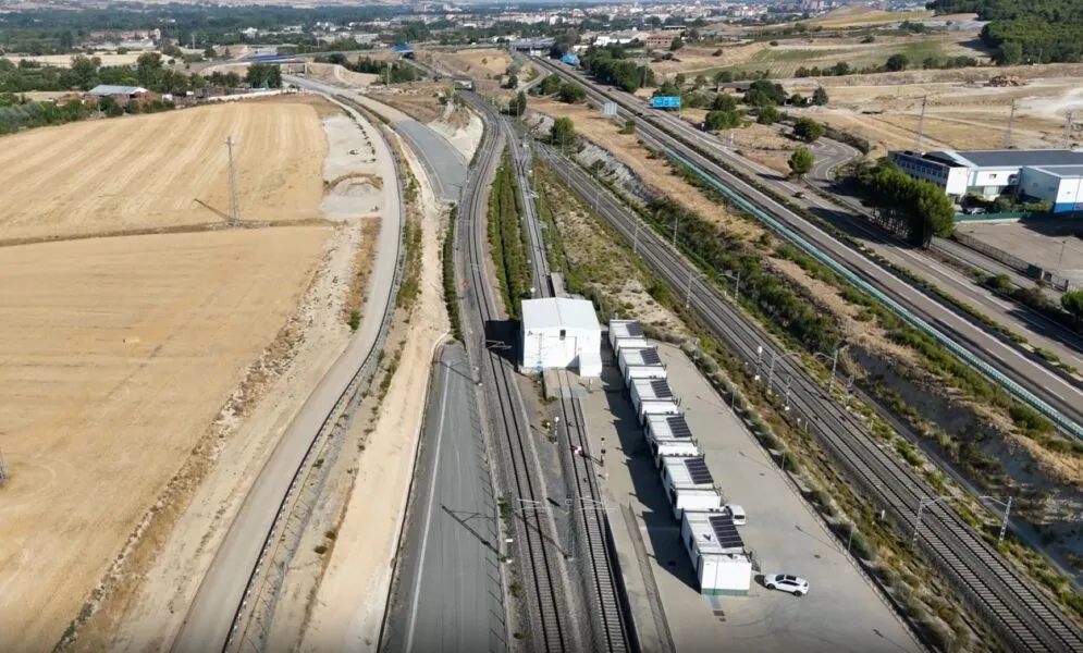 Noticias de Cantabria | El Cántabro | Adif reabre el cambiador de Villamuriel y recorta 14 minutos los viajes entre Madrid y Santander