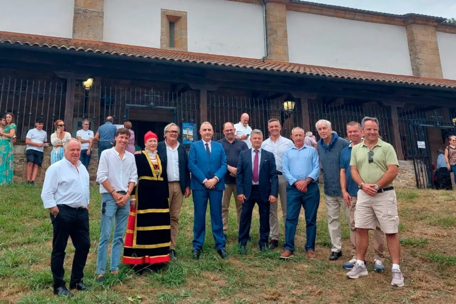Noticias de Cantabria | El Cántabro | El consejero de Fomento asiste a la festividad de Nuestra Señora de Valvanuz en Selaya