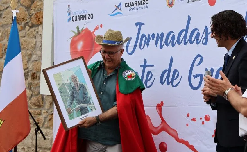  JOSÉ LUIS ARTECHE, EMBAJADOR DEL TOMATE DE GUARNIZO EN UNA JORNADA MARCADA POR LA TRADICIÓN