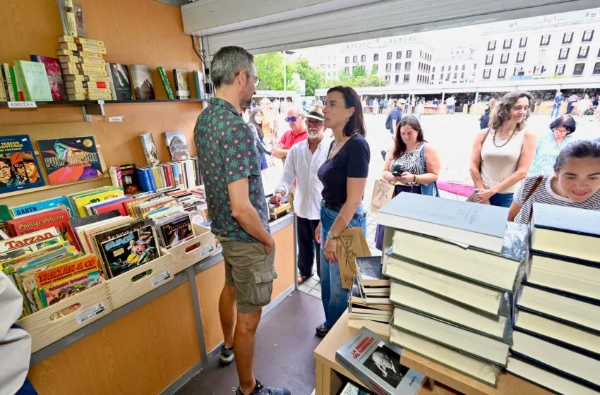 La Feria del Libro Viejo abre sus puertas con la edición más amplia de su historia