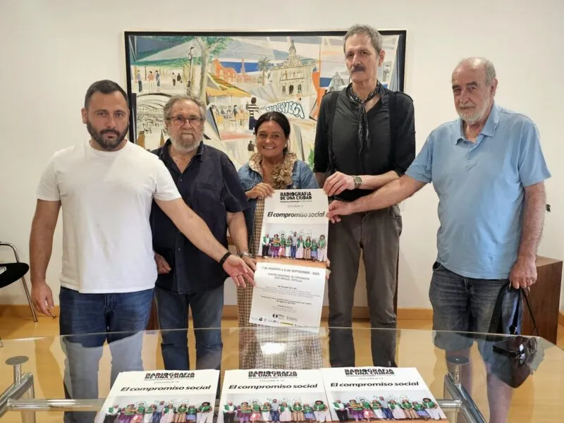 Noticias de Cantabria | El Cántabro | Cerca de 120 fotografías retratan el compromiso social de Torrelavega en la nueva edición de 'Radiografías de una ciudad'