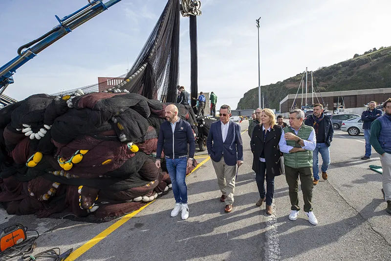 Imagen de archivo de la consejera en el Puerto de Laredo. (Foto: Gobierno de Cantabria).