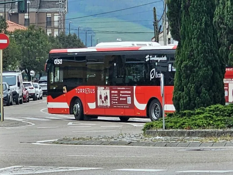 Noticias de Cantabria | El Cántabro | El Torrebus supera los 82.000 viajeros en agosto y crece un 8% respecto al año pasado