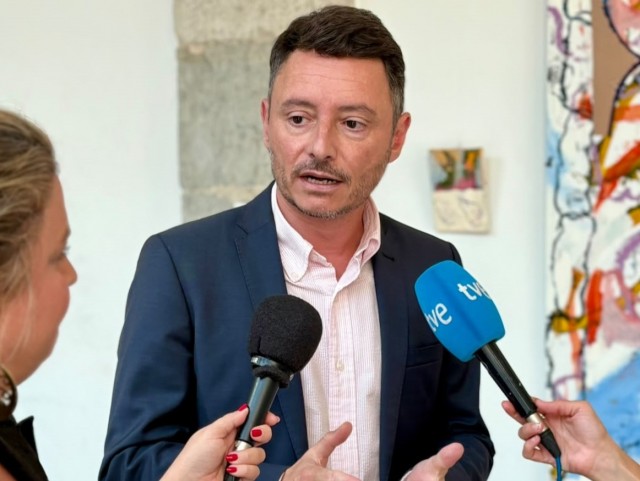 Noticias de Cantabria | El Cántabro | "El PSOE miente sobre las comparecencias para crear el Consejo LGTBI: quien no tiene mayoría no puede ejercer ningún veto"