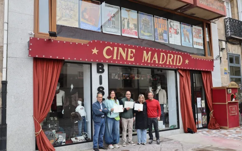 Noticias de Cantabria | El Cántabro | BISTT gana el concurso de escaparates “Reinosa a través del tiempo”
