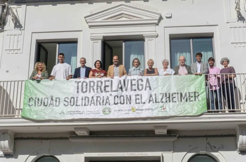 Noticias de Cantabria | El Cántabro | Torrelavega conmemora el Día Mundial del Alzheimer y muestra su apoyo a las personas afectadas y sus familias