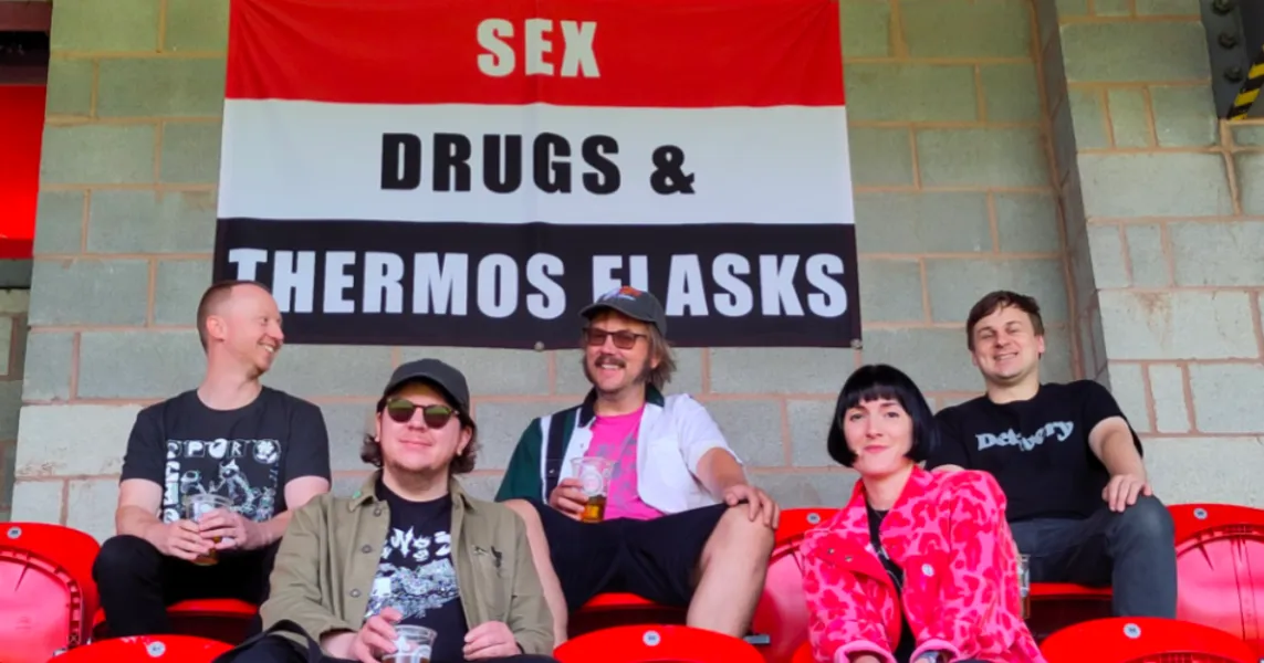 Noticias de Cantabria | El Cántabro | No Peeling lleva su post-punk británico a Santander dentro de su primera gira europea
