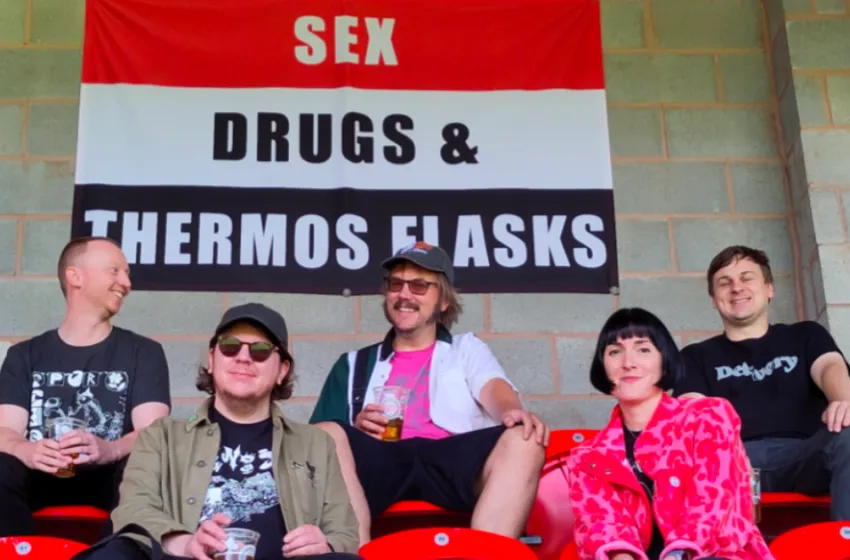 Noticias de Cantabria | El Cántabro | No Peeling lleva su post-punk británico a Santander dentro de su primera gira europea