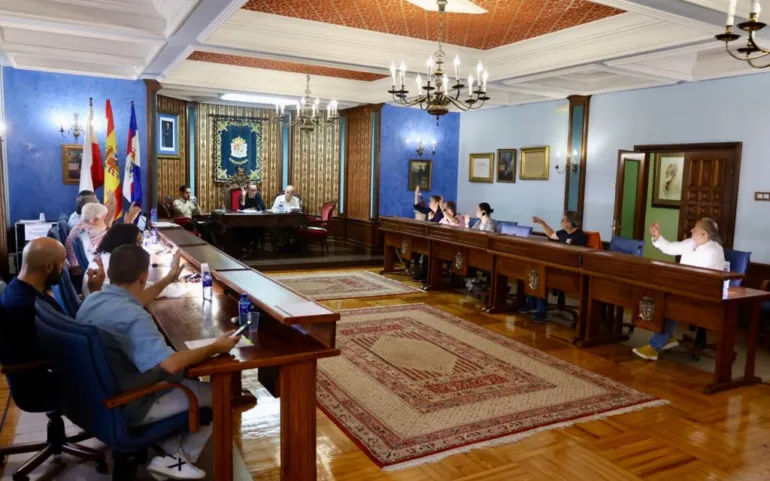Noticias de Cantabria | El Cántabro | Reinosa aprueba el presupuesto y reduce a la mitad el gasto en liberaciones políticas y refuerza la inversión en obras y servicios