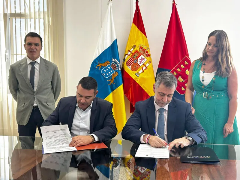 Noticias de Cantabria | El Cántabro | Cantabria y Lanzarote aprovechan la conectividad aérea para colaborar en la promoción de ambos territorios, la captación de viajeros y el desarrollo de un turismo de alto impacto