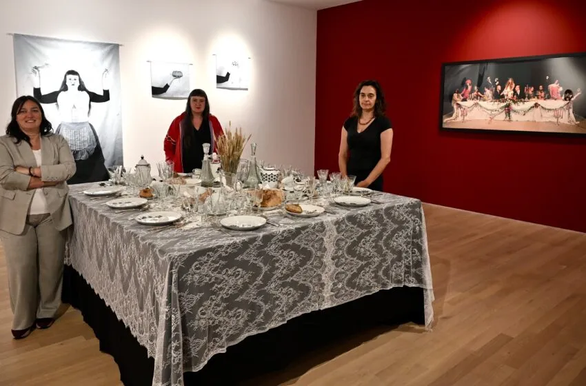 El MAS acoge ‘De gorriones, migas de pan y sangre’, la nueva exposición de Majo G. Polanco