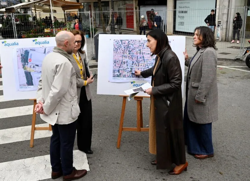 Noticias de Cantabria | El Cántabro | Comienzan los trabajos para instalar nuevas rejillas de drenaje en el entorno del Ayuntamiento