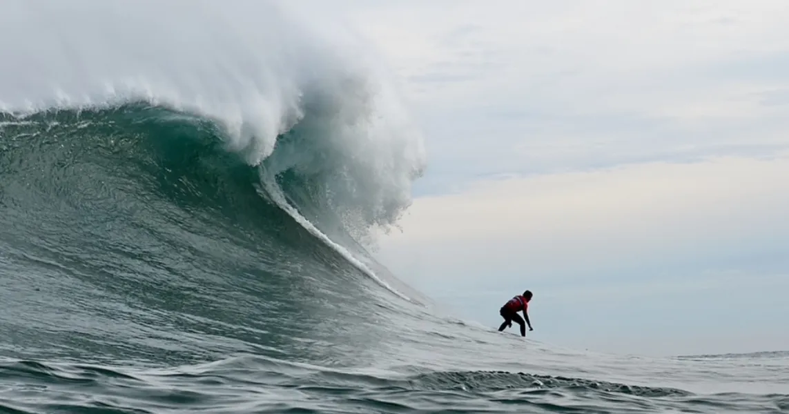 Noticias de Cantabria | El Cántabro | Torrelavega homenajeará a cuatro surfistas del Besaya que han desafiado algunas de las olas más grandes